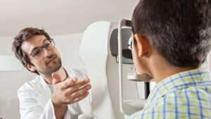 Read more about the article Looking to undergo lasik eye surgery?